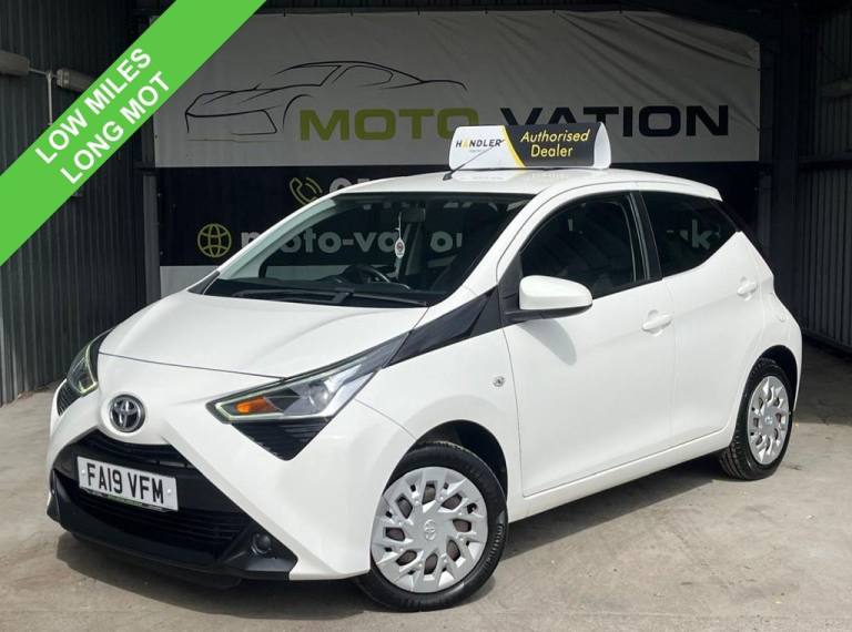 2019 Toyota AYGO 1.0 VVT-i x-play Hatchback 5dr Petrol Manual Euro 6 (71 ps) Hatchback Petrol Manual