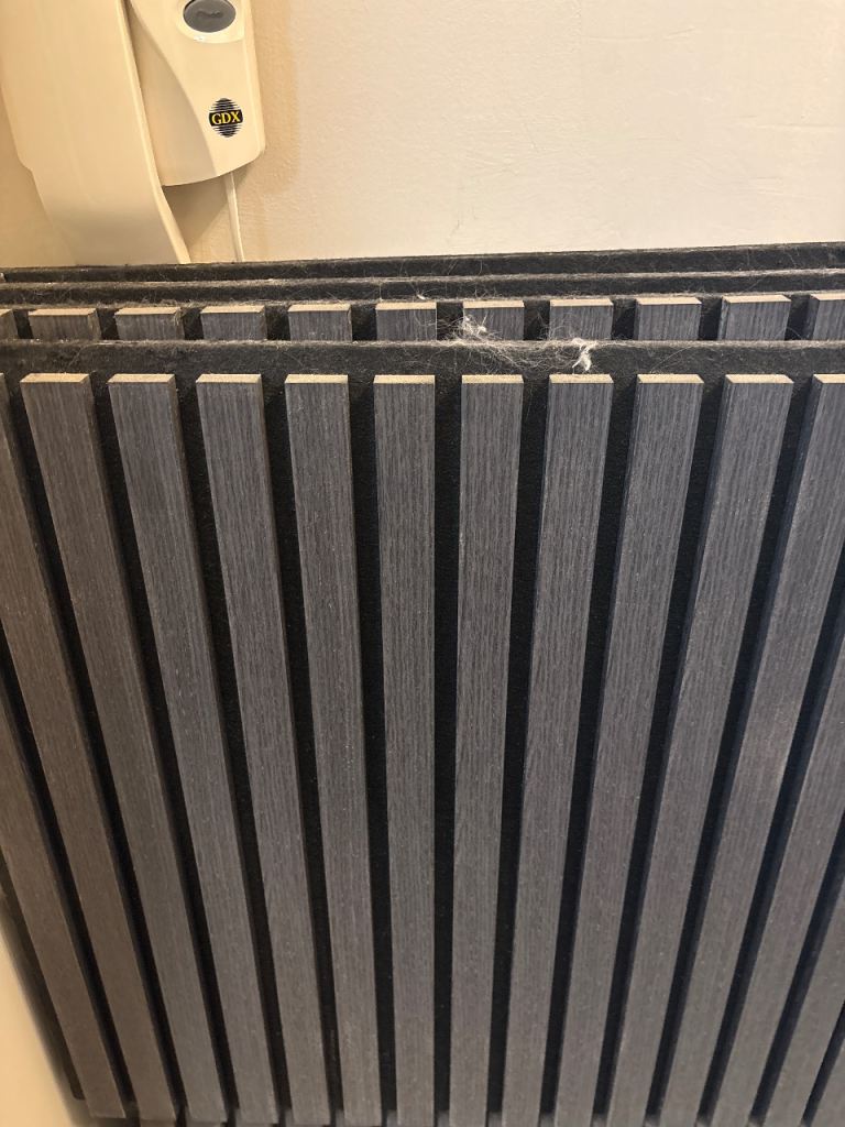 Acoustic slats