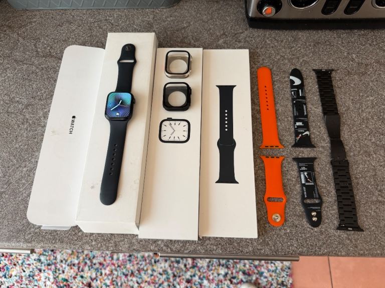 Apple Watch Series 7 45mm GPS LTE