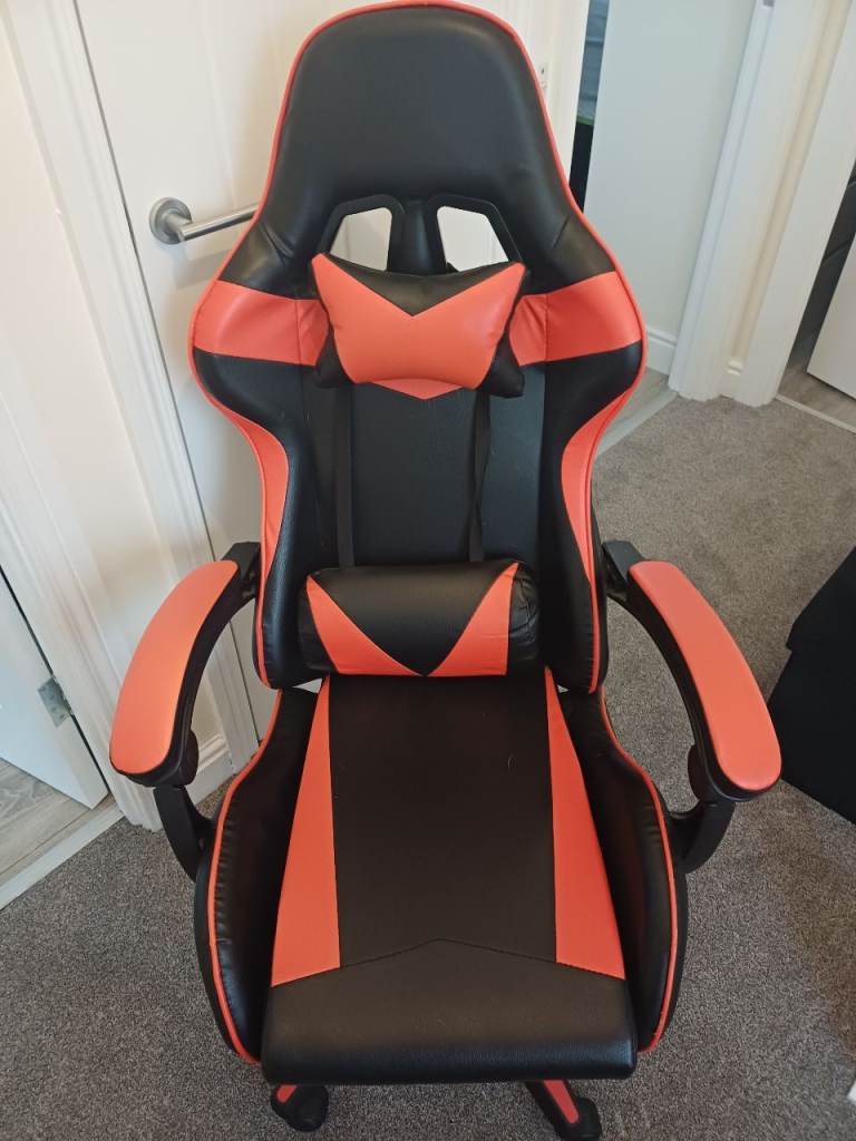 Gaming chair