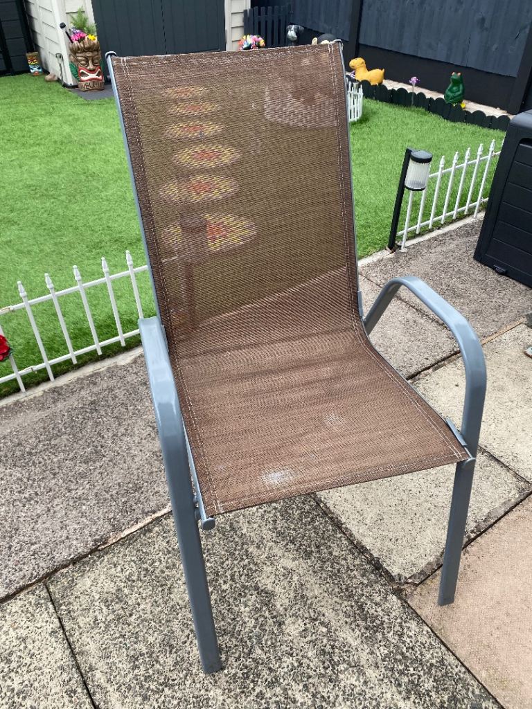 Garden Patio Chair – Brown Mesh, Good Condition