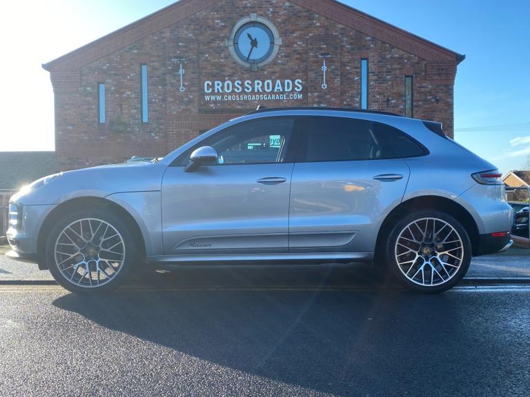 2020 Porsche Macan 2.0T PDK - Panoramic Sunroof &amp; Bose Audio &amp; PASM &amp; Huge Spec 4x4 P...