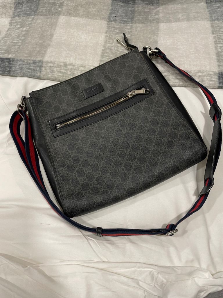 Large Gucci Messenger Bag 