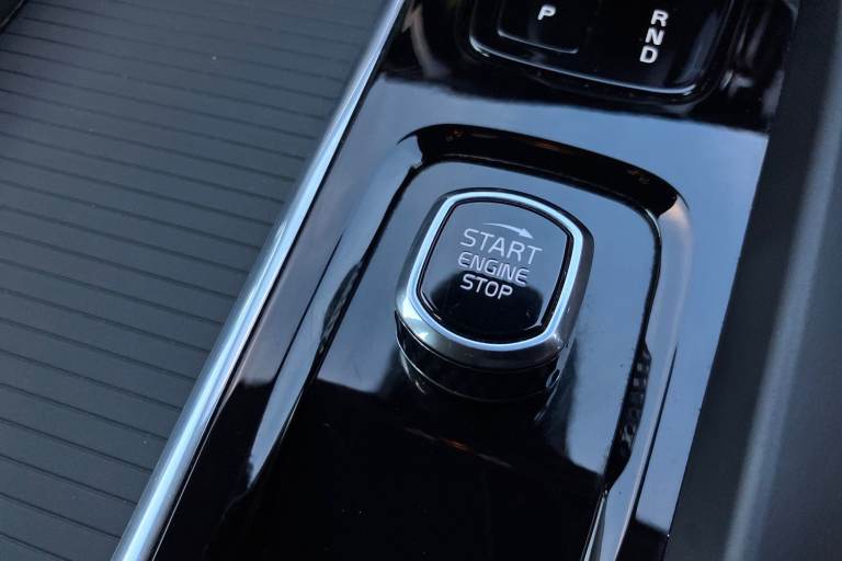 2022 Volvo V60 2.0 B3P Core 5dr Auto [7 speed] Estate PETROL Automatic