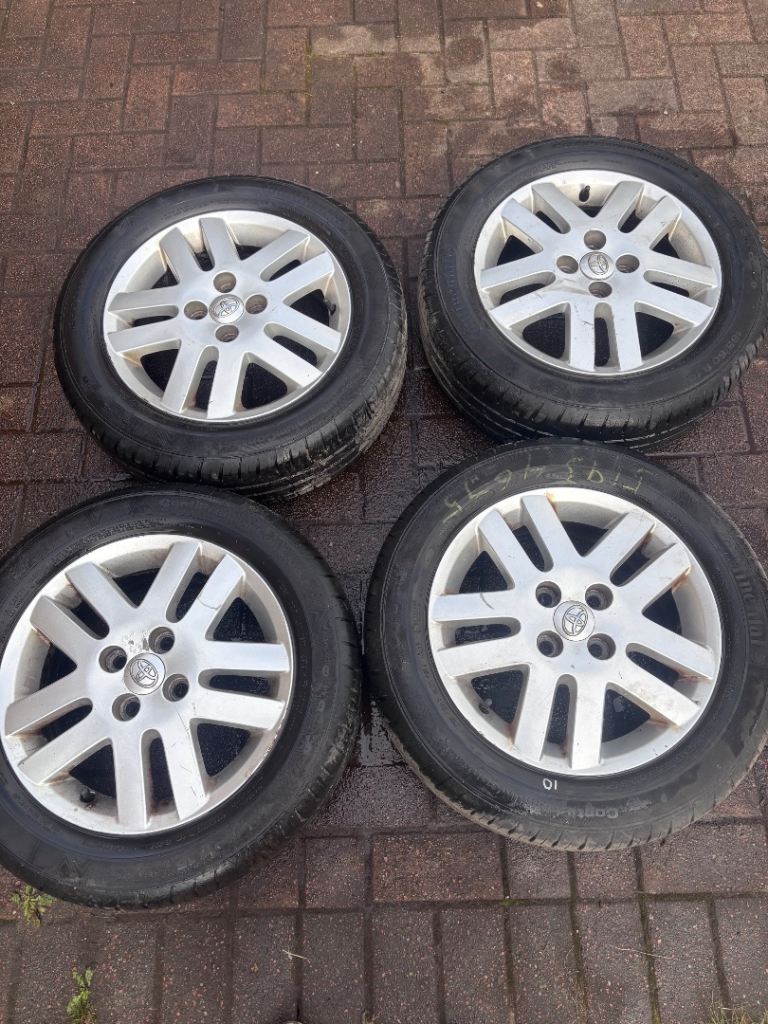 Toyota 15” 4-stud alloys