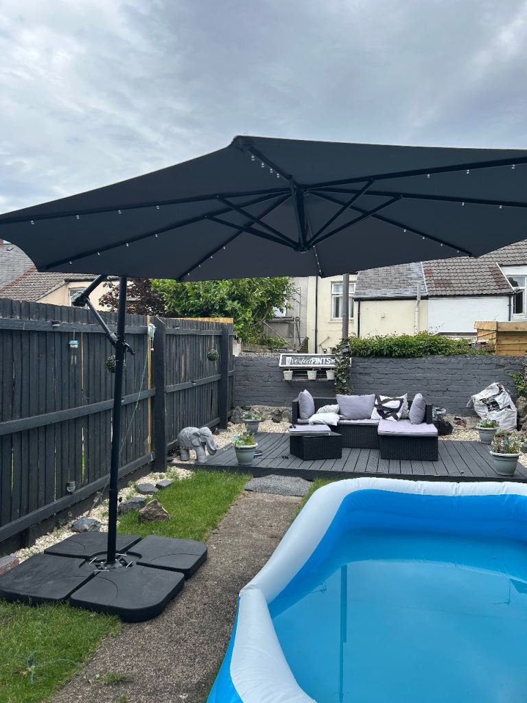 Large Grey Cantilever Parasol with Base – Good Condition