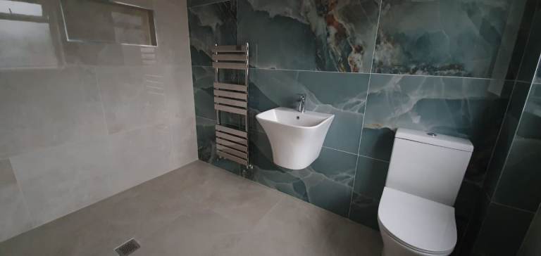 Plumbing and bathroom fitting