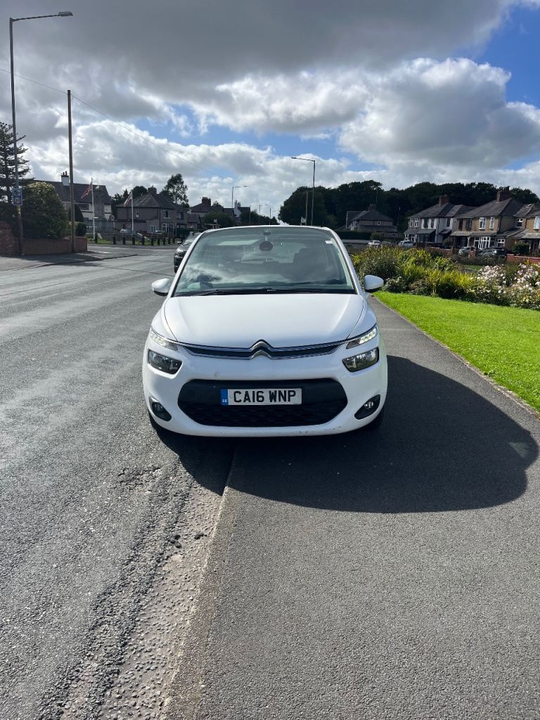 Citroen, C4 PICASSO, MPV, 2016, Manual, 1560 (cc), 5 doors