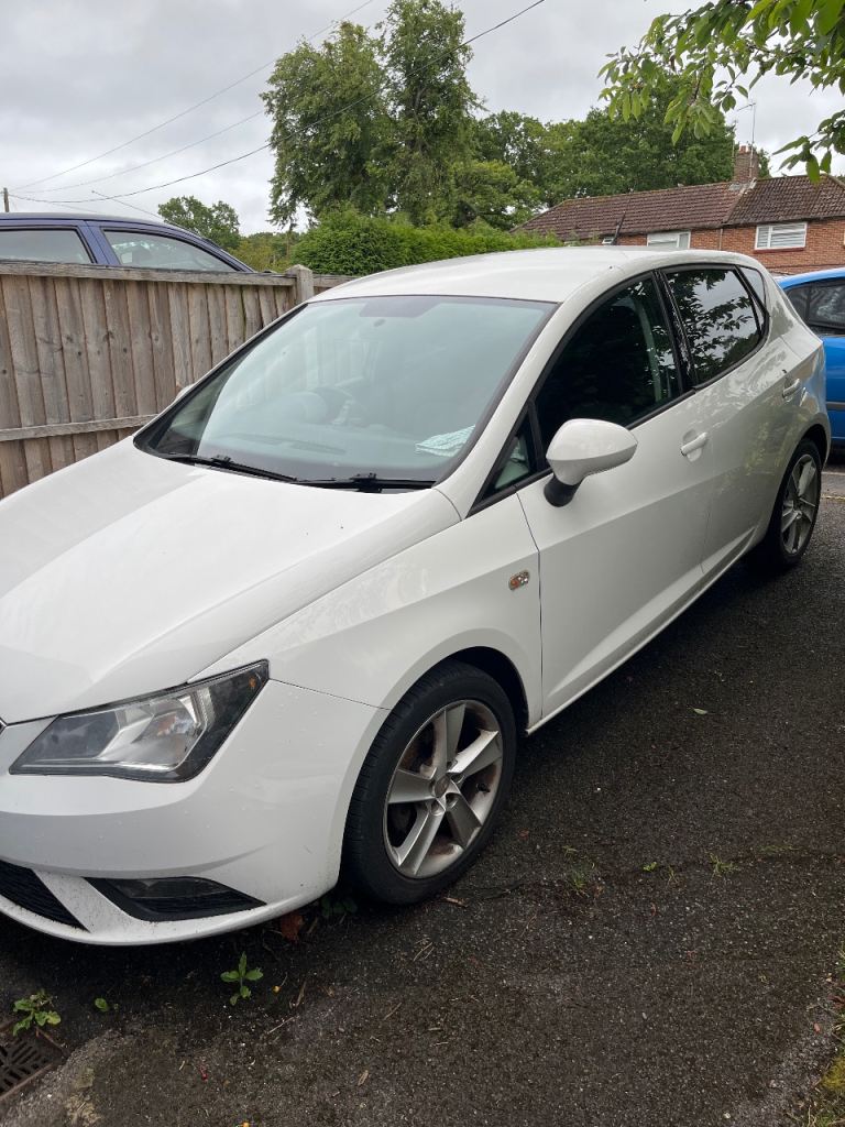 Seat, IBIZA, Hatchback, 2013, Manual, 1390 (cc), 5 doors