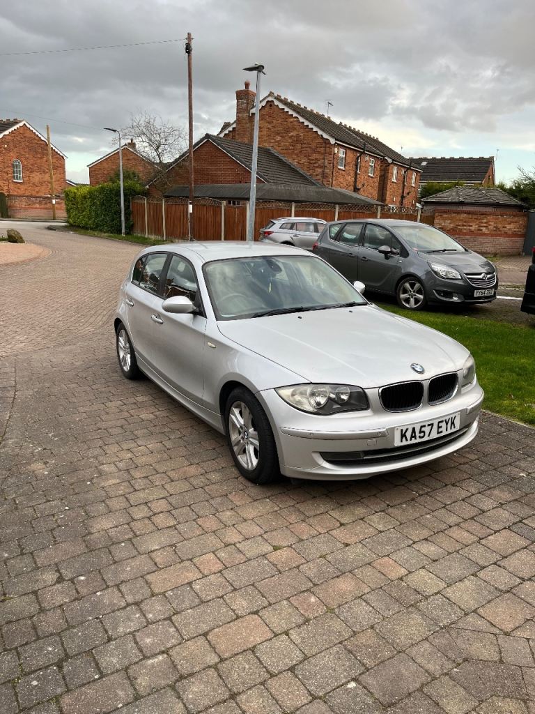 BMW, 1 SERIES, Hatchback, 2007, Manual, 1995 (cc), 5 doors