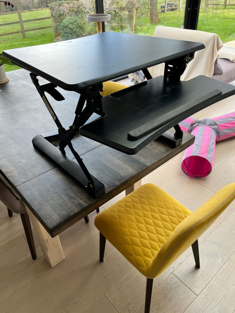 image for Furna Sit-Stand adjustable desk 