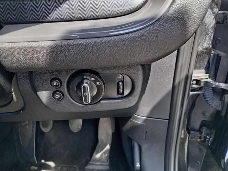 2016 MINI Clubman 1.5 Clubman Cooper 6dr Estate Petrol Manual