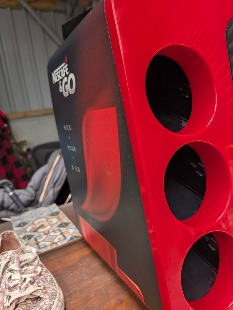 Nescafé & Go Coffee Machine – Commercial Hot Drinks Dispenser