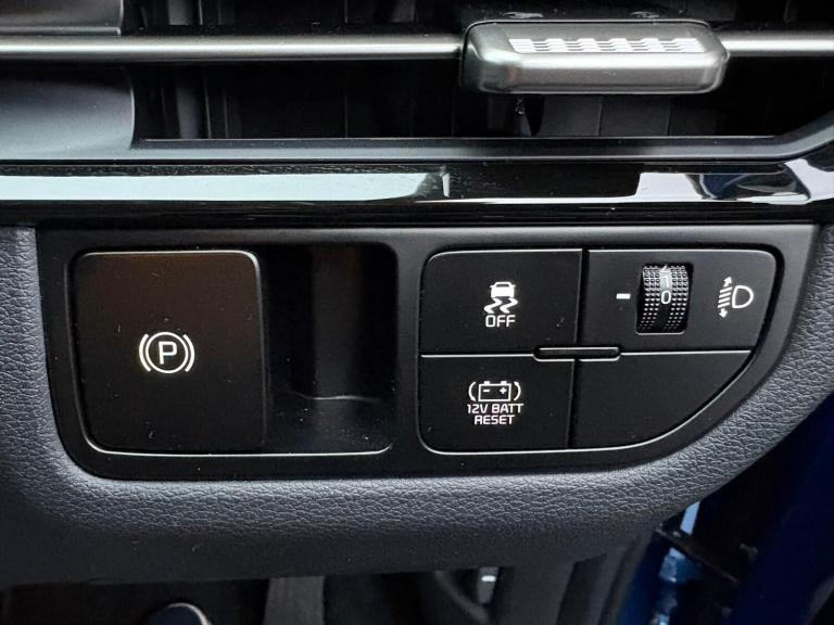 2025 Kia Sportage 1.6T GDi HEV Pure 5dr Auto Estate Hybrid Automatic