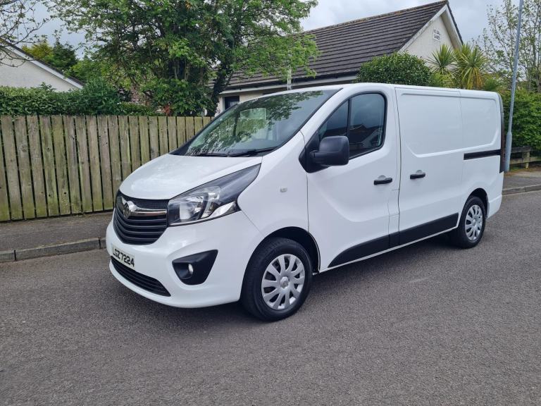 Stunning 2019 Vauxhall Vivaro Sportive Cdti 120 Diesel Side Door One Years Mot Six Speed Gearbox 
