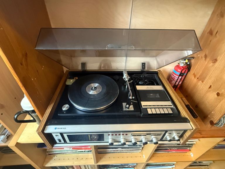 Vintage Sanjo Music Centre