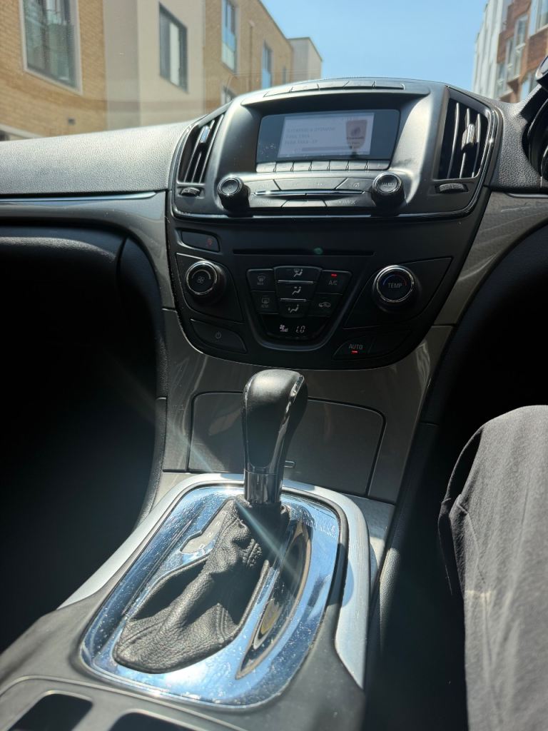 Vauxhall, INSIGNIA, Hatchback, 2016, Other, 1598 (cc), 5 doors