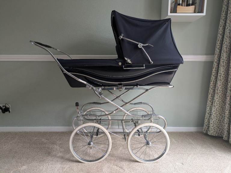 Silver Cross Pram 