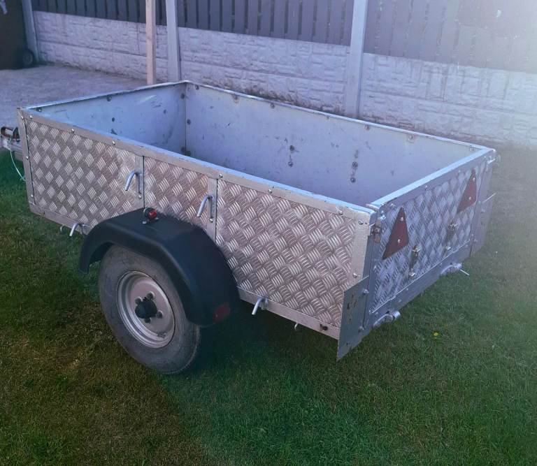 5ft x 3ft steel trailer 