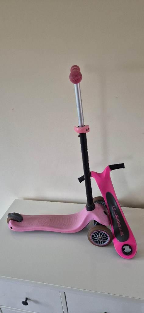 GLOBBER 3 Wheel Scooter