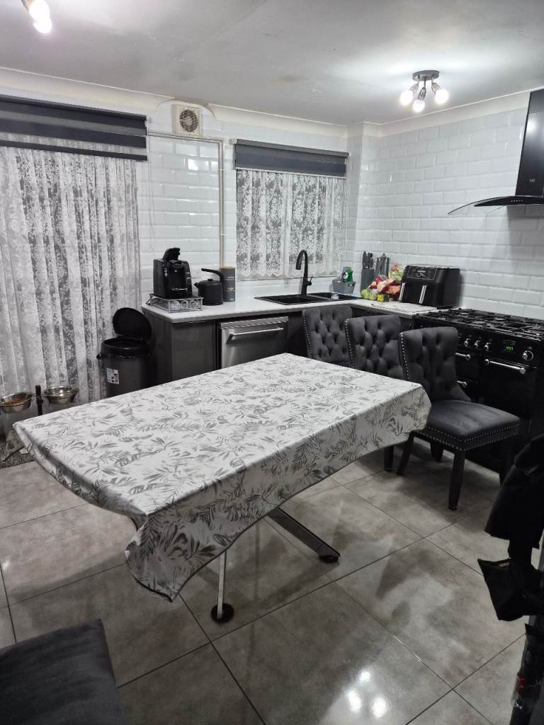 3 bedroom house exchange 