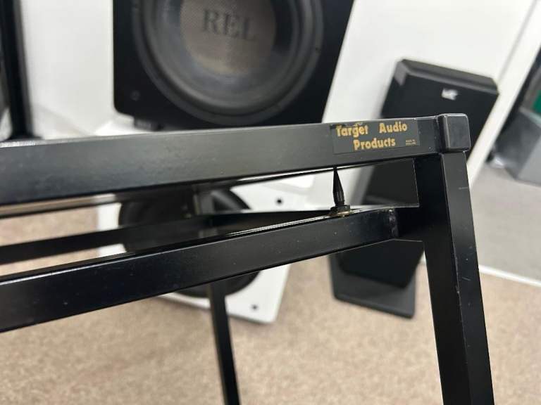 PENDING. Target Turntable hi fi stand / isolation platform