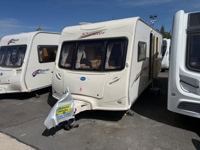 Bailey Senator Oklahoma 4 Berth Fixed Bed Side Washroom 