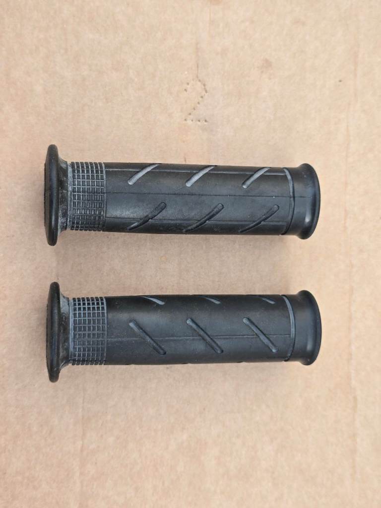 Grips Handlebar Black