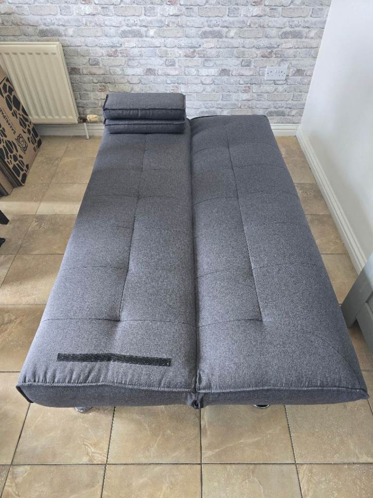 Grey Fabric 3 Seater "clic-clac" style sofa bed