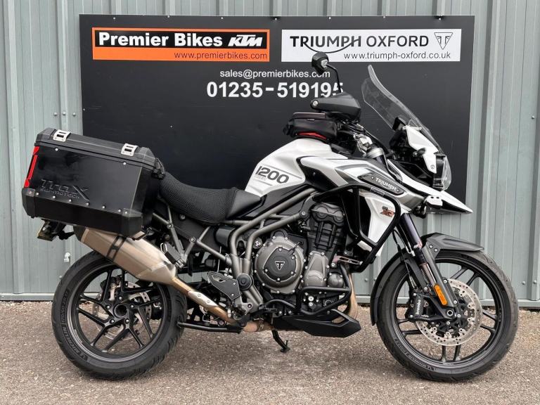 Stunning 2019/19 Triumph Tiger 1200 XRT Motorcycle 