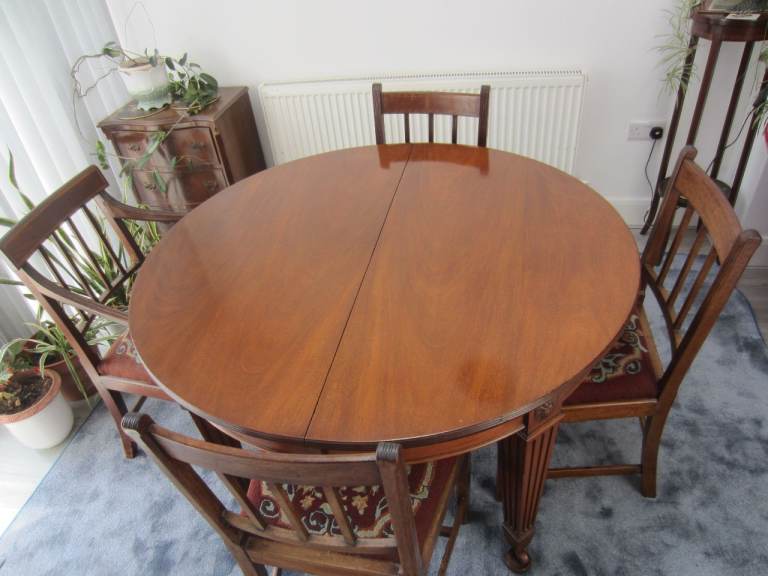 Victorian Mahogany Extending Wind Out Dining Table and 6 chairs-sits 12 people when fully opened