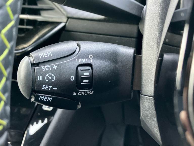 2023 Peugeot 208 1.2 PureTech 100 GT 5dr Hatchback PETROL Manual