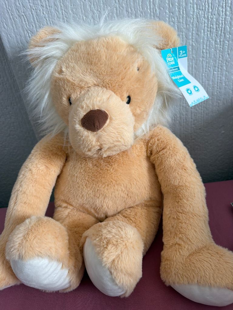Weighted Lion Toy