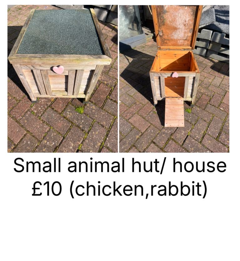 Small animal hut/ house £10 (chicken,rabbit)