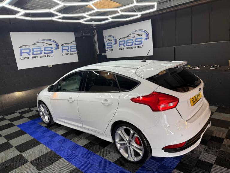 2018 Ford Focus 2.0T EcoBoost ST-3 Navigation 5dr HATCHBACK Petrol Manual