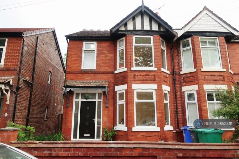 3 bedroom house in Fairview Avenue, Manchester, M19 (3 bed) (#2852391)
