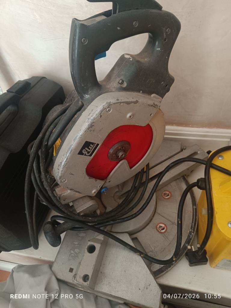 Flex Wall Chaser – Good Working Order