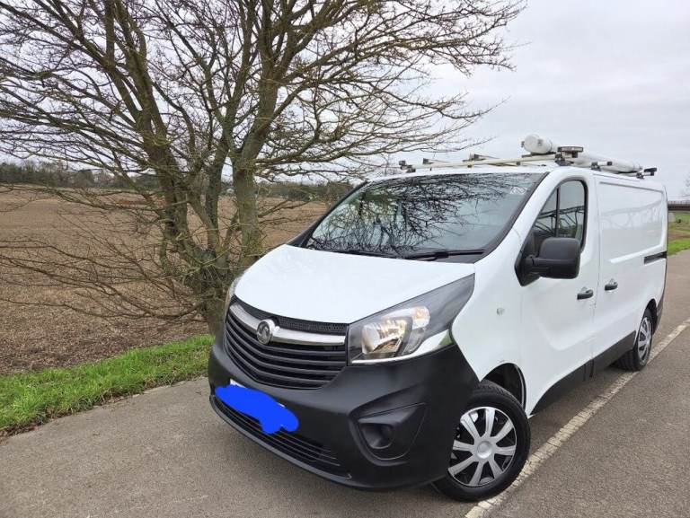 Vauxhall vivaro breaking 