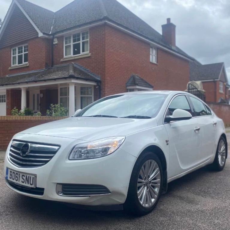 Vauxhall, INSIGNIA, Hatchback, 2012, Manual, 1956 (cc), 5 doors