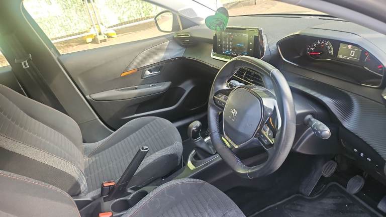 Peugeot, 208, Hatchback, 2020, Manual, 1199 (cc), 5 doors