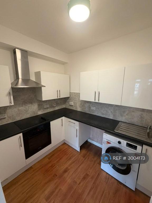 2 bedroom flat in Beech House Road, Croydon, CR0 (2 bed) (#3004173)