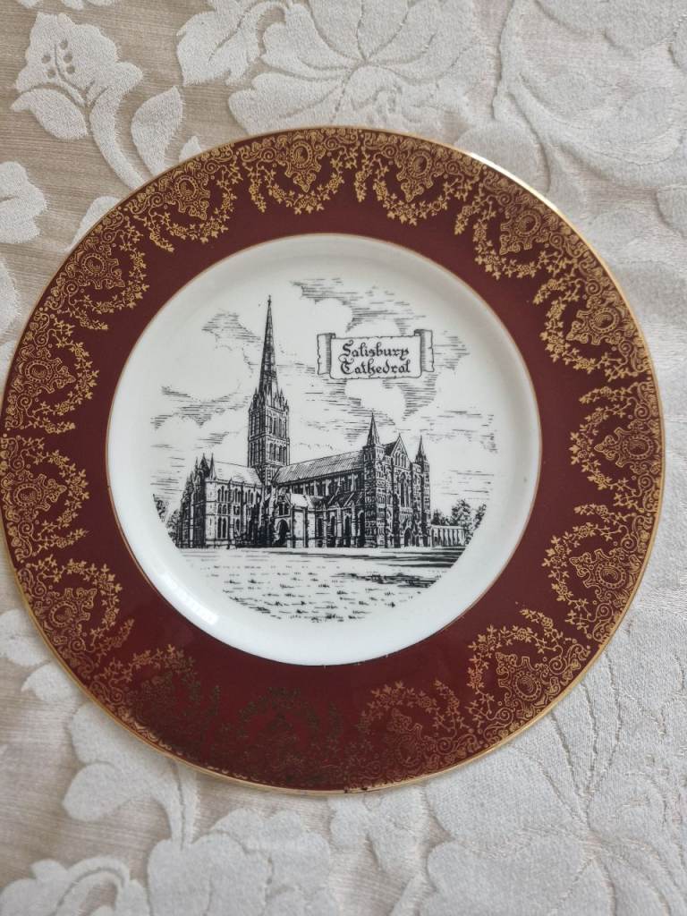 Salisbury Cathedral plate. Gold edged. 
