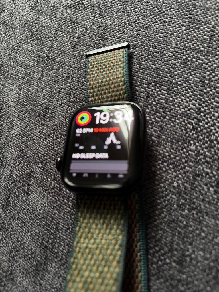 Apple Watch series 10 with Braided Solo Loop Band – Good Condition