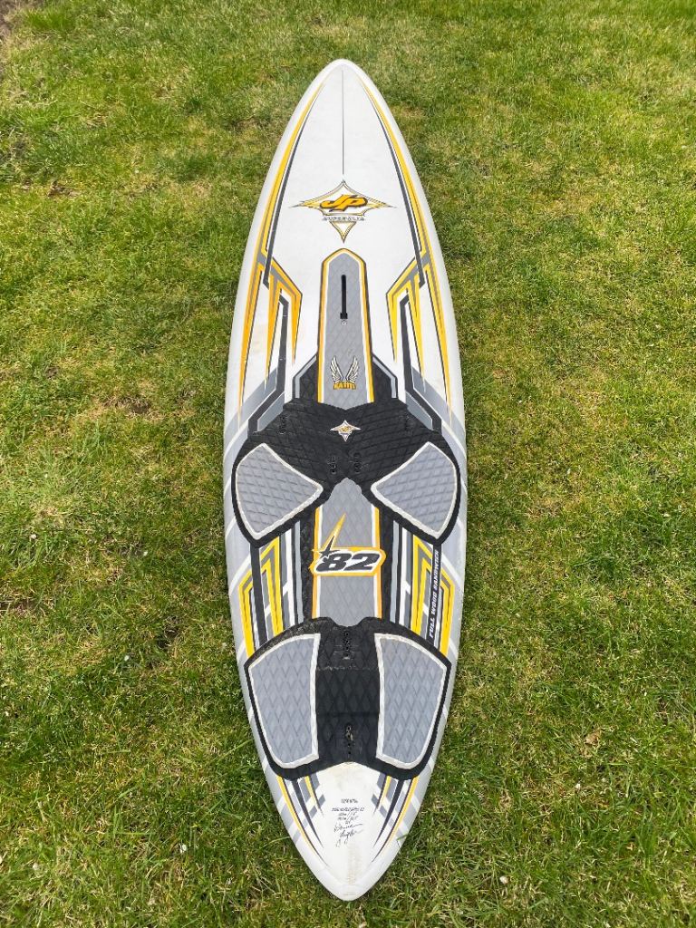 JP real world wave 82 litre windsurf board with fin