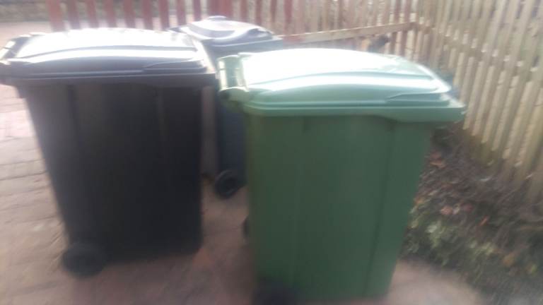 Very Large Grey Wheelie bin ( Landfill waste ) - no longer needed