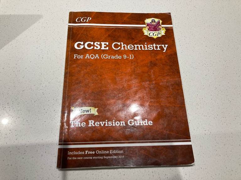 CGP GCSE Chemistry Revision Guide Grade 1-9 for AQA