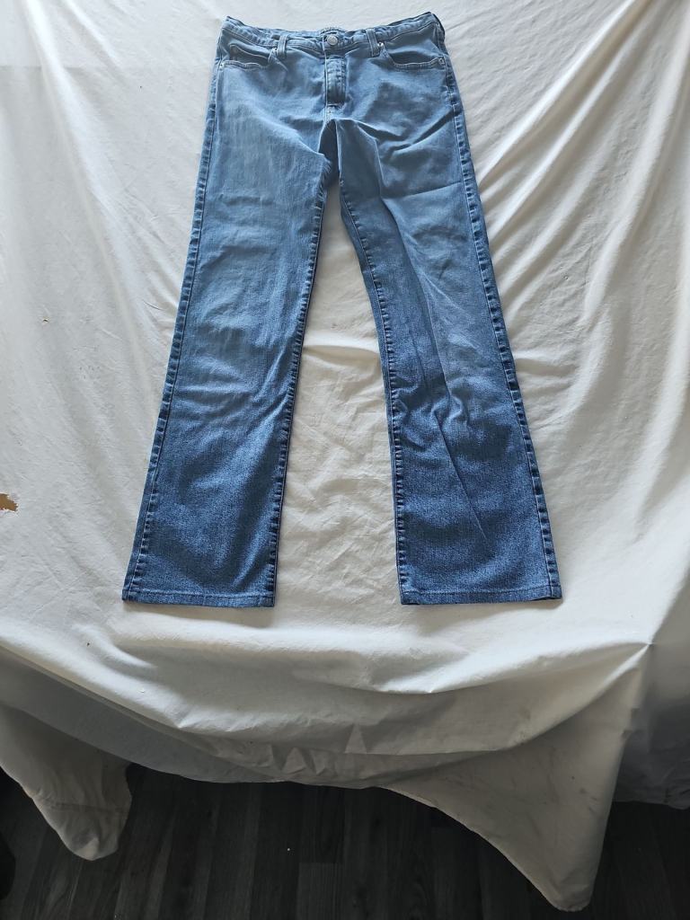 Armani Jeans Classic Blue Denim Mid-Rise Straight Leg Jeans  340