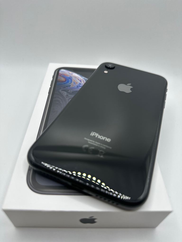 PRISTINE: Apple iPhone XR, 64gb, Black (UNLOCKED)