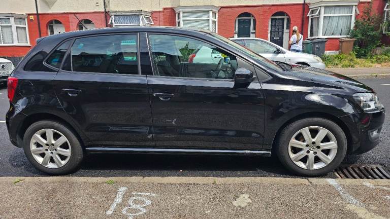 Volkswagen, POLO, 2012, low miles