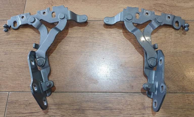 MERCEDES BENZ HOOD BONNET HINGE PAIR A204880 0228/019 ISE-1 0128/019
